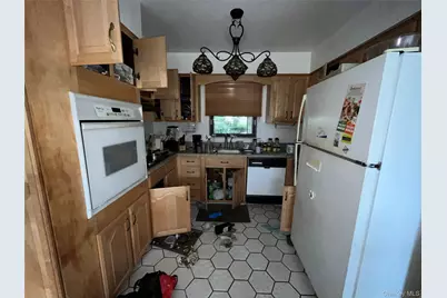 15 Wildwood Drive, Dix Hills, NY 11746 - Photo 8