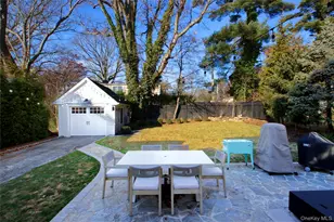 97 Bar Beach Rd, Port Washington, NY 11050 - Photo 28