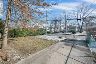 188 Edgewater Park, Bronx, NY 10465 - Photo 4