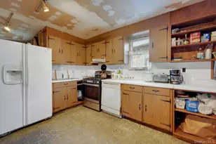 188 Edgewater Park, Bronx, NY 10465 - Photo 8