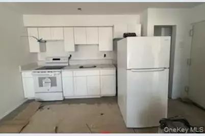 122-02 25th Road, Flushing, NY 11354 - Photo 4