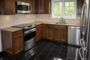 42 Clarewood Dr, Hastings on Hudson, NY 10706 - Photo 6