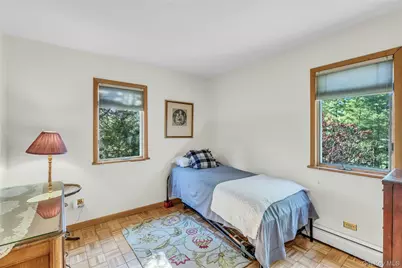 306 Versa Place, Sayville, NY 11782 - Photo 20