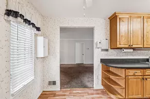 901 Fenway Rd, Saint James, NY 11780 - Photo 12