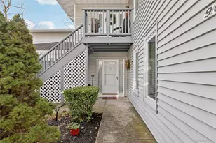 901 Fenway Rd, Saint James, NY 11780 - Photo 4