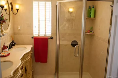 1696 Francis Drive, East Meadow, NY 11554 - Photo 8