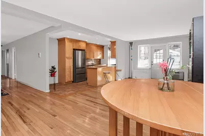 709 Warburton Ave #3B, Yonkers, NY 10701 - Photo 6