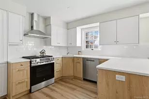 82 Spruce Ave, Floral Park, NY 11001 - Photo 14