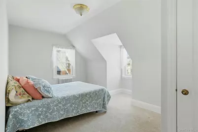 82 Spruce Avenue, Floral Park, NY 11001 - Photo 22