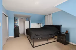 30 1st St, New Hyde Park, NY 11040 - Photo 16