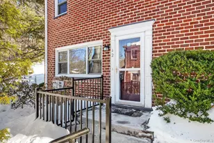 42 Charter Cir, Ossining, NY 10562 - Photo 4