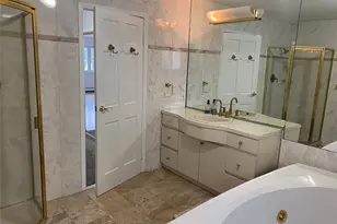 723 Hungry Harbor Rd, Woodmere, NY 11581 - Photo 14