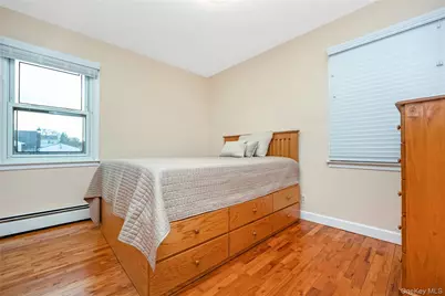 83 Kane Place, North Babylon, NY 11703 - Photo 20