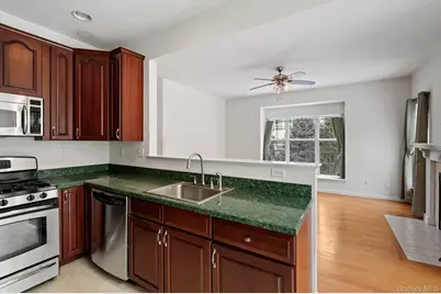 947 Huntington Drive, Fishkill, NY 12524 - Photo 16