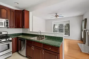 947 Huntington Dr, Fishkill, NY 12524 - Photo 16