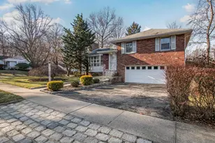 28 Moore St, Hartsdale, NY 10530 - Photo 2