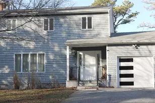 371 S River Rd, Calverton, NY 11933 - Photo 2