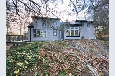 12 Highclere Lane, Valhalla, NY 10595 - Photo 2