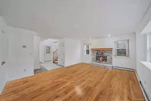 22 Wright Rd, Manorville, NY 11949 - Photo 8