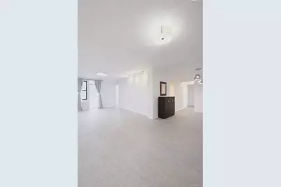 14105 Northern #7G, Flushing, NY 11354 - Photo 6