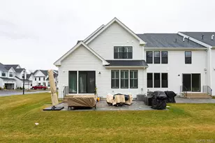 247 Superior Ct, Wappingers Falls, NY 12590 - Photo 28