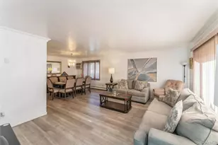 83 W Valley Stream Blvd, Valley Stream, NY 11580 - Photo 2