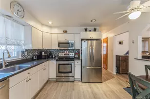 83 W Valley Stream Blvd, Valley Stream, NY 11580 - Photo 4