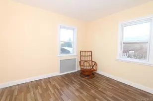 73 Evans St, New Hyde Park, NY 11040 - Photo 8