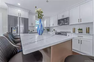 2 Polo St, Dix Hills, NY 11746 - Photo 8