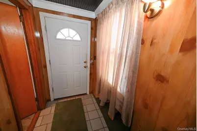 81 Irving Avenue, Floral Park, NY 11001 - Photo 6