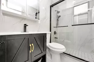 68-36 Selfridge St, Forest Hills, NY 11375 - Photo 16