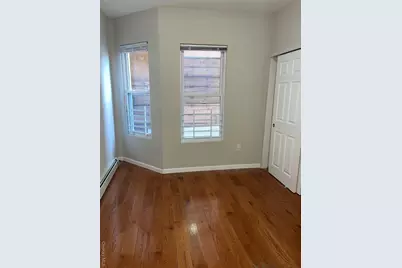 142 N Terrace Avenue, Mount Vernon, NY 10550 - Photo 4