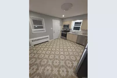 915 11th Street, West Babylon, NY 11704 - Photo 1