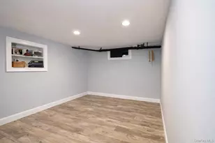 226 N Forest Ave, Rockville Centre, NY 11570 - Photo 28