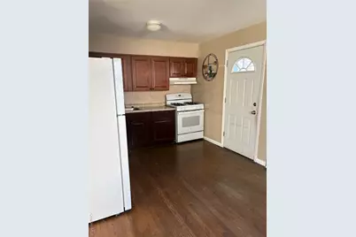 475 Marconi Boulevard, Copiague, NY 11726 - Photo 6