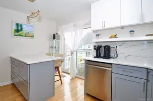 102 Crystal Hill Dr, Pomona, NY 10970 - Photo 18