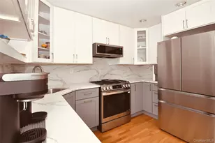 102 Crystal Hill Dr, Pomona, NY 10970 - Photo 14