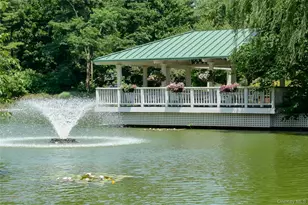 100 Hilton Ave, Garden City, NY 11530 - Photo 48