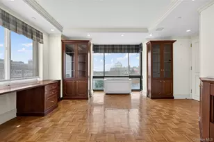 100 Hilton Ave, Garden City, NY 11530 - Photo 14