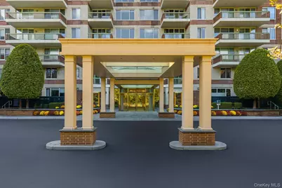 100 Hilton Avenue #PH 5, Garden City, NY 11530 - Photo 1