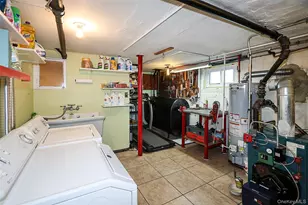 246-04 86th Ave, Bellerose, NY 11426 - Photo 32