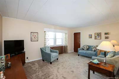 246-04 86th Avenue, Bellerose, NY 11426 - Photo 6