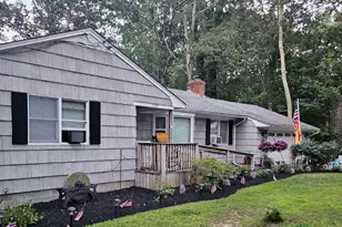 1295 Old Orchard Ln, East Marion, NY 11939 - Photo 2