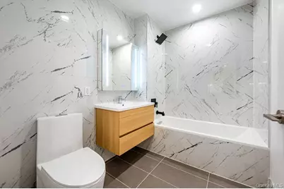 150-02 Northern Blvd #3L, Flushing, NY 11354 - Photo 8