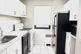 1 Terrace Cir, Great Neck, NY 11021 - Photo 2