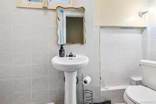 95-17 125th St, Richmond Hill, NY 11419 - Photo 8