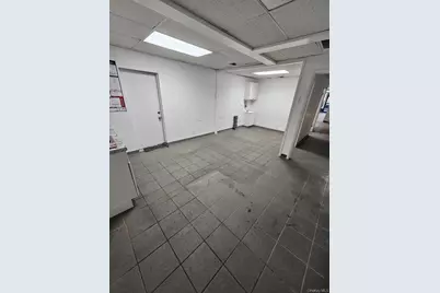 86-20 Jamaica Avenue, Woodhaven, NY 11421 - Photo 4