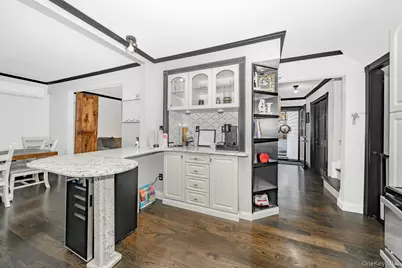 264 W End Avenue, Massapequa, NY 11758 - Photo 6