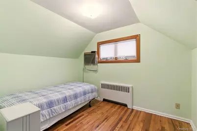 14 Starlight Court, West Babylon, NY 11704 - Photo 18