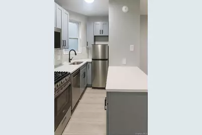 452 E Park Avenue, Long Beach, NY 11561 - Photo 2